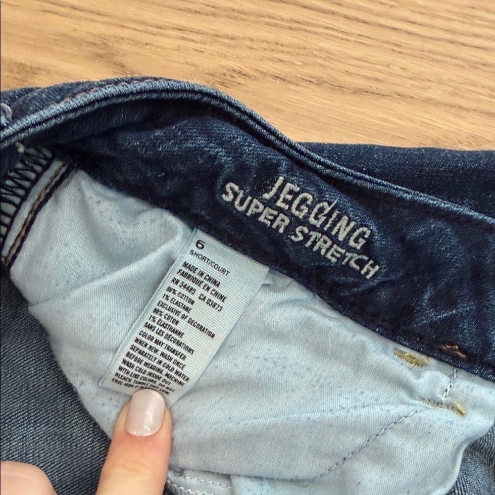 American Eagle Dark Blue Super Stretch Skinny Jeans – Size 6 Short - Picture 3 of 11